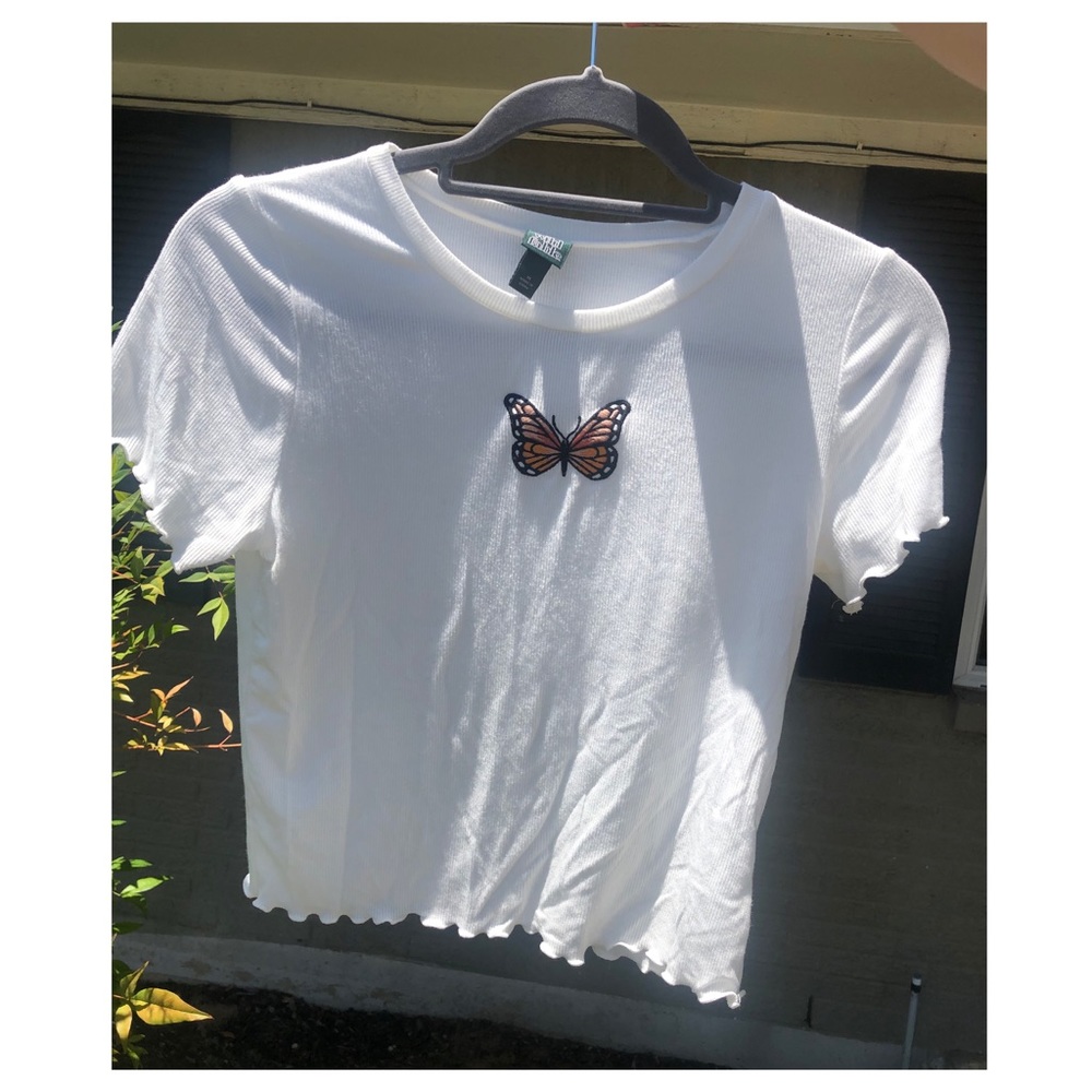 Monarch tee